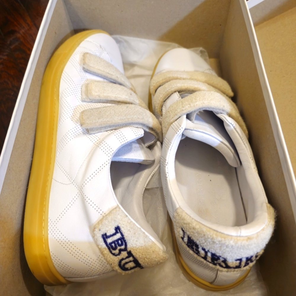 NIB Burberry Men EU 44 UK 10 Bert Strap Logo Low Top Sneakers Leather